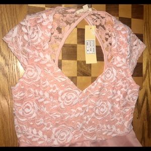 BNWT CATWALK STUDIOS DRESS SLEEVELESS LACE BODICE